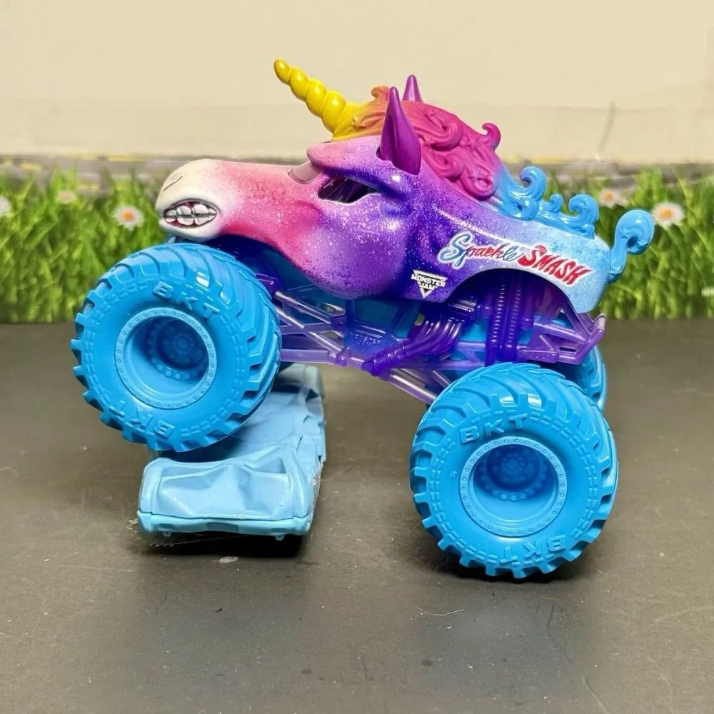 CUSTOM Hot Wheels Monster Jam Sparkle Smash Unicorn Blue  1:64 Monster Truck